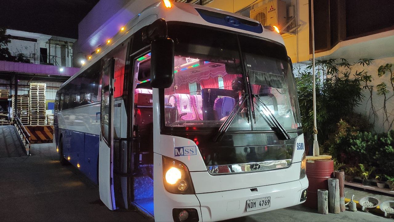 Tourist Bus Rental