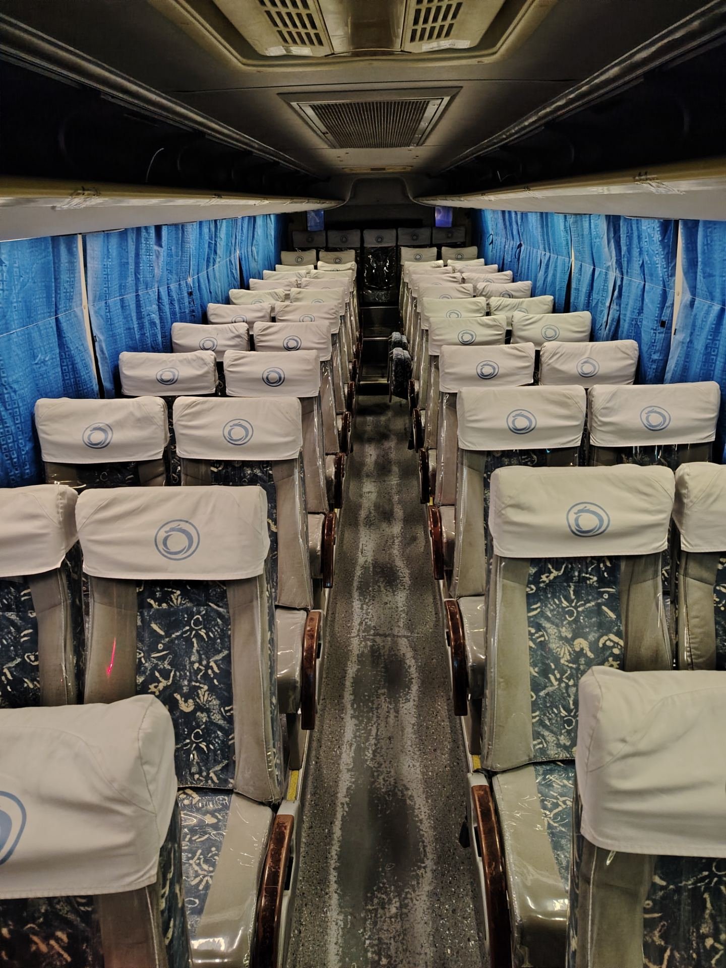 TOURIST BUS FOR RENT